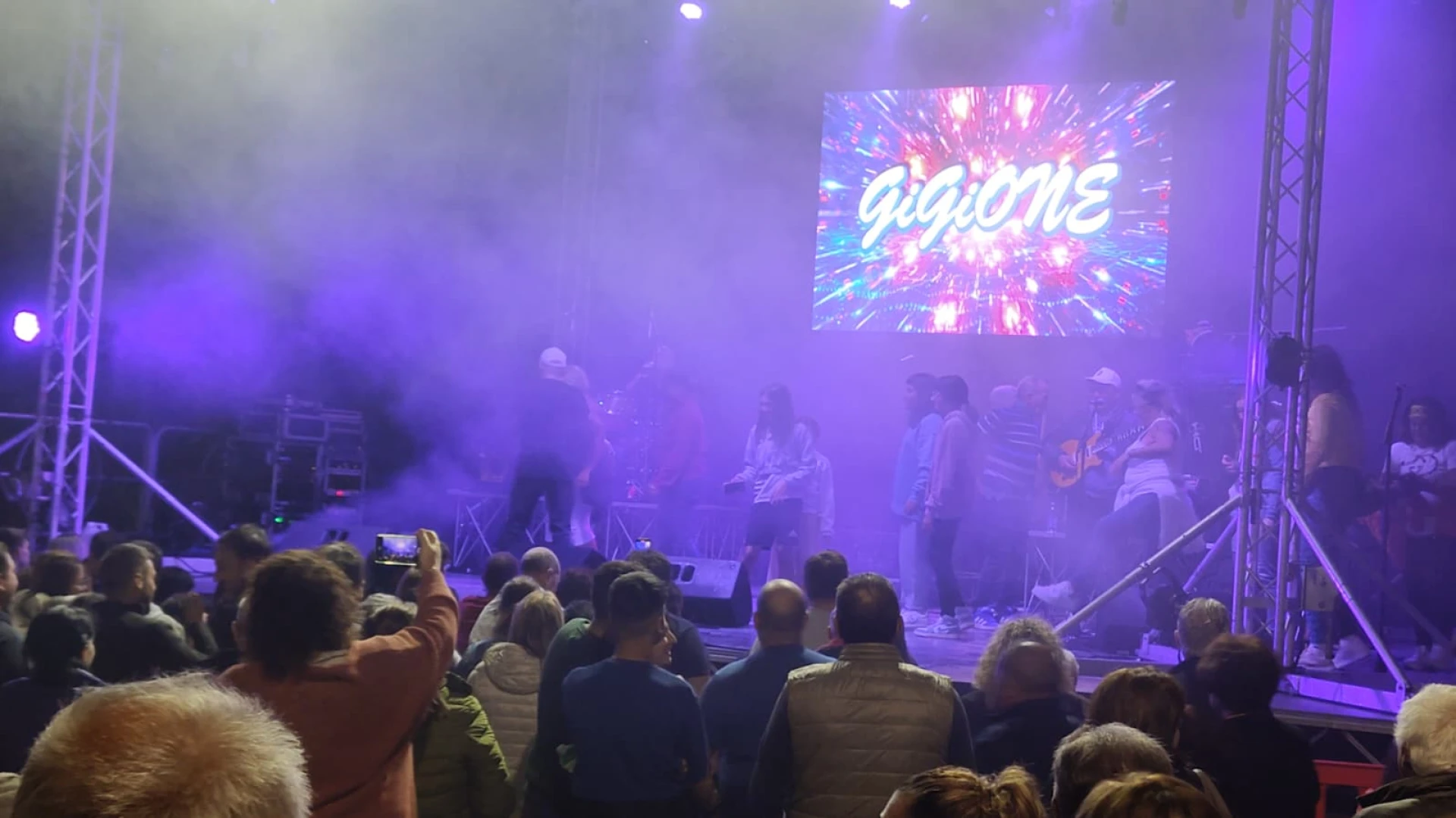 Gigione fa il pienone in occasione della festa della “patata” tradizionale di Rionero Sannitico. Tradizione, divertimento e piatti tipici in paese.